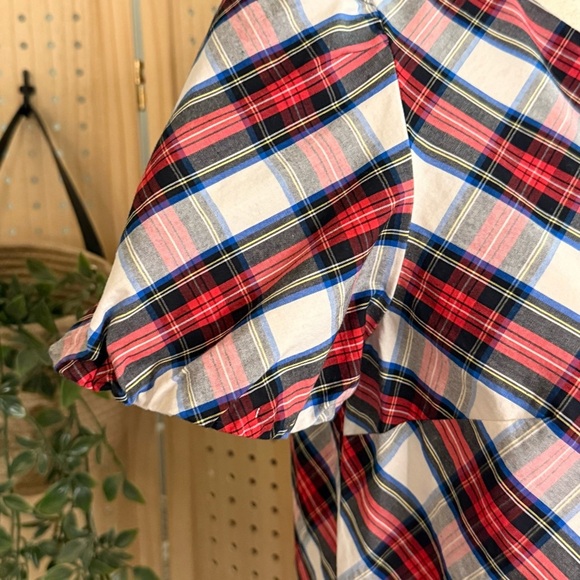 J. Crew Tartan Plaid Puff Sleeve Top size XS  Holiday staple, festive - Picture 3 of 8